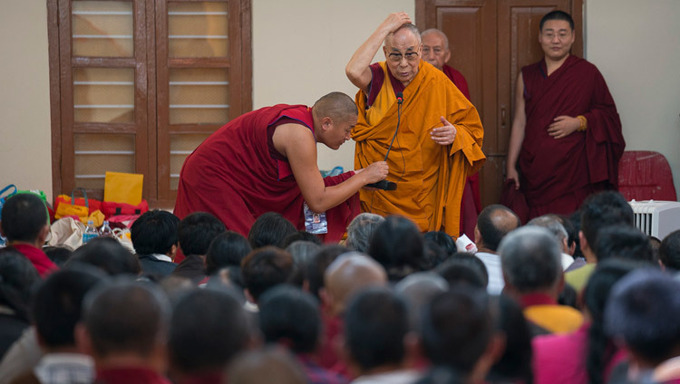 His Holiness the Dalai Lama addressing pilgrims from Tibet at Ganden Lachi Monastery in Mundgod, Karnataka, India on December 23, 2016. Photo/Tenzin Choejor/OHHDL