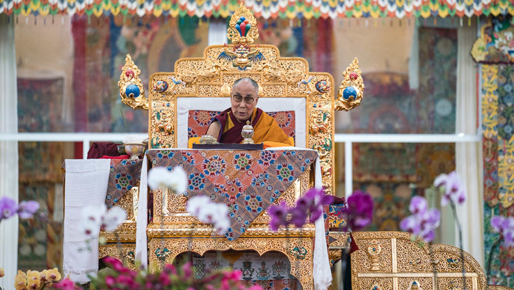 His Holiness the Dalai Lama speaking on the first day of the 34th Kalachakra Empowerment in Bodhgaya, Bihar, India on January 2, 2017. Photo/Tenzin Choejor/OHHDL
