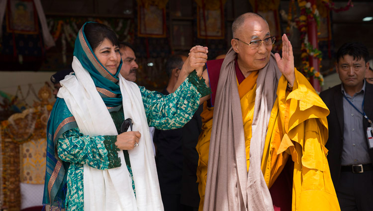 His Holiness the Dalai Lama with Jammu & Kashmir Chief Minister Mehbooba Mufti Sayeed on the final day of his teachings in Leh, Ladakh, J&K, India on July 30, 2017. Photo by Tenzin Choejor/OHHDL