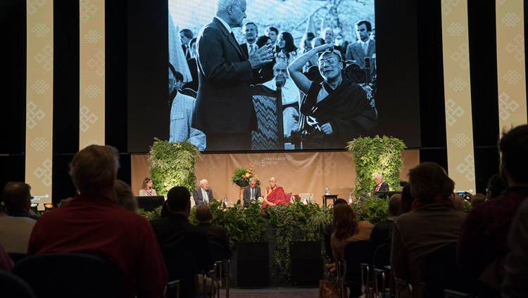 His Holiness the Dalai Lama during a tribute to German physicist and philosopher Carl Friedrich von Weizsäcker at the Jahrhunderthalle in Frankfurt, Germany on September 14, 2017. Photo by Tenzin Choejor