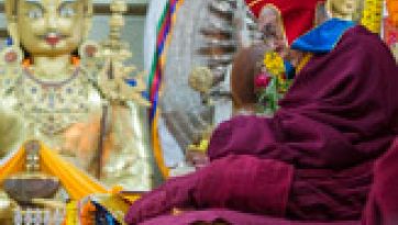 Long Life Prayers Offered to His Holiness the Dalai Lama