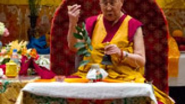 Permission and Empowerment of Avalokiteshvara, the Stages of Meditation and the Three Essential Moment