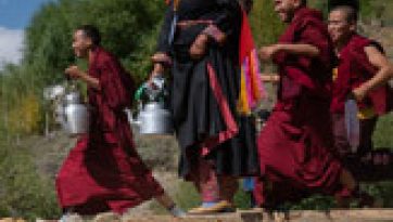 Teaching the 'Commentary on the Awakening Mind' and 'Lamp for the Path to Enlightenment'